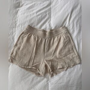 Old Navy- Beige Shorts